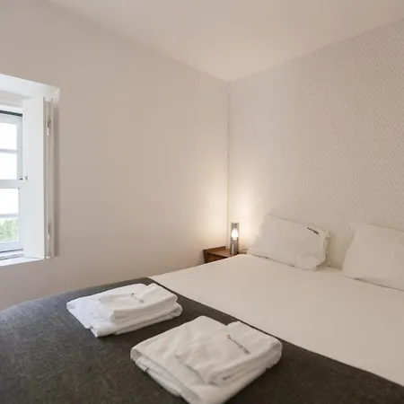 Flh Castle Duplex With Terrace דירה *