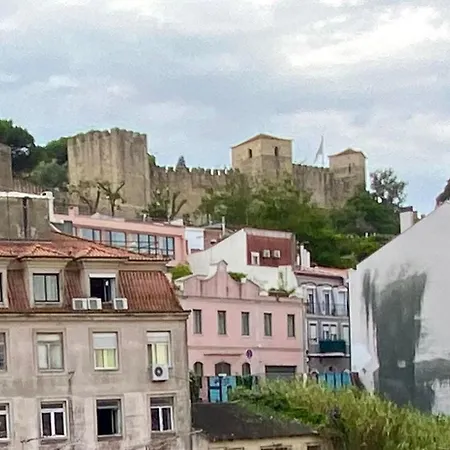 Flh Castle Duplex With Terrace דירה ליסבון